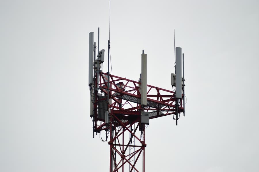 Open internet cell tower